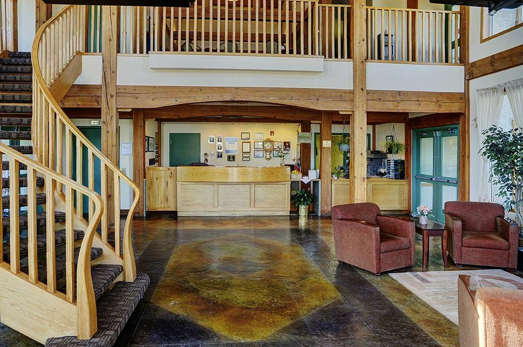 Lakeview Inns & Suites - Okotoks Экстерьер фото